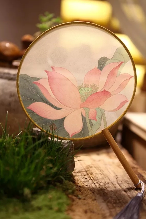 尺素小扇秋光影—韩莹扇面雅集展览预告